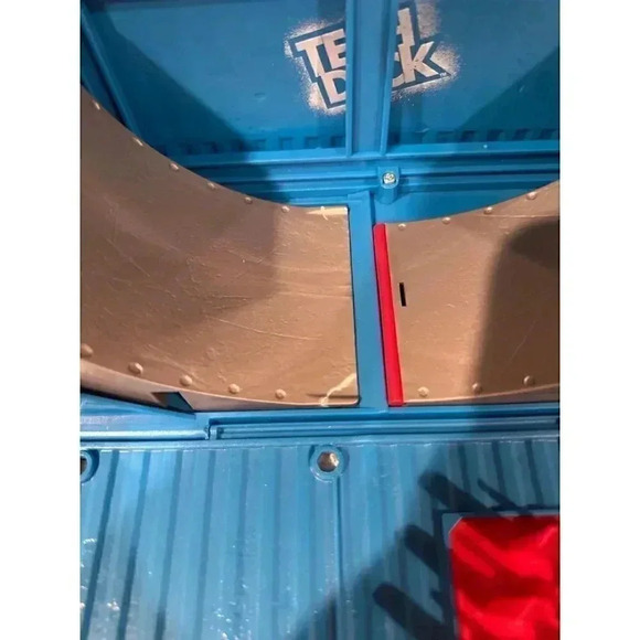 Tech deck ramp with tech decks bz - Picture 5 of 7